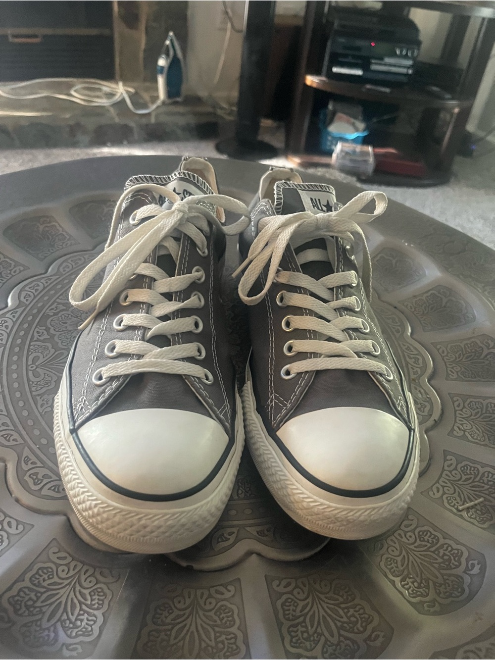 Classic Low-Top Converse Canvas Sneakers - Gray